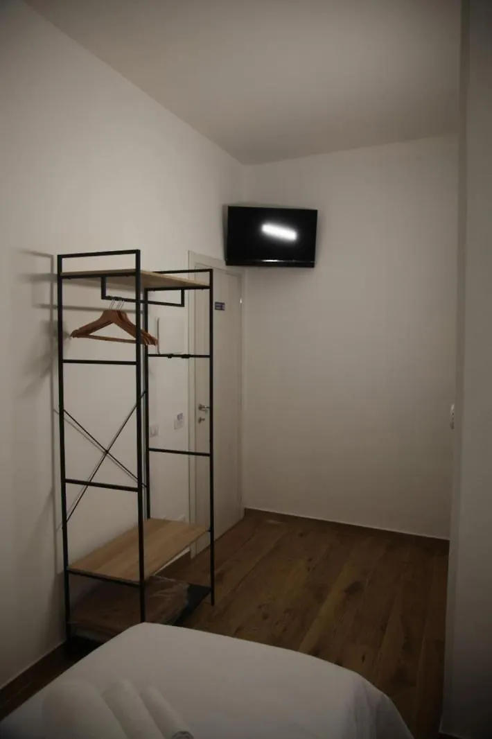 Cinquantotto Cozy Rooms Palermo Bed & Breakfast